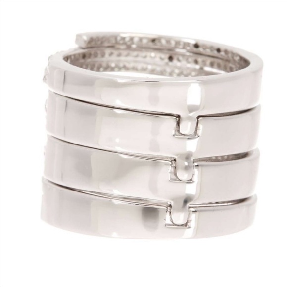 Silver ring - Picture 4 of 7